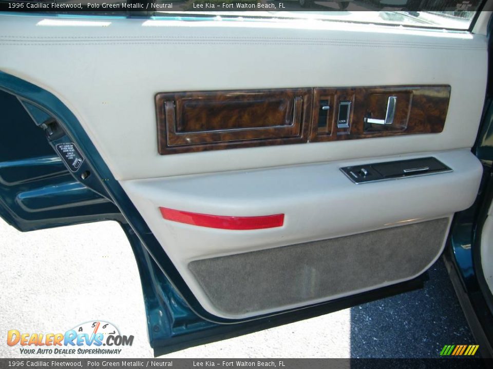 1996 Cadillac Fleetwood Polo Green Metallic / Neutral Photo #23
