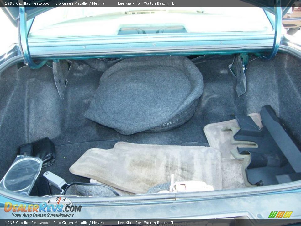1996 Cadillac Fleetwood Polo Green Metallic / Neutral Photo #24