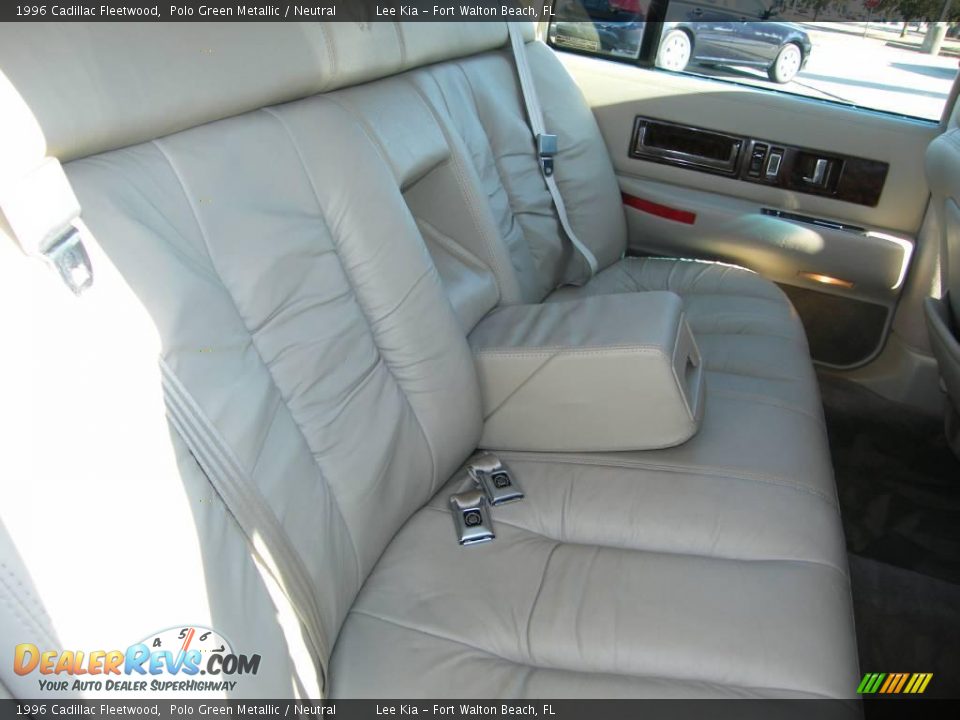 1996 Cadillac Fleetwood Polo Green Metallic / Neutral Photo #25