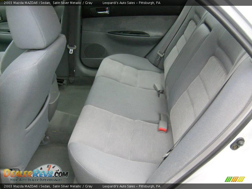 2003 Mazda MAZDA6 i Sedan Satin Silver Metallic / Gray Photo #11