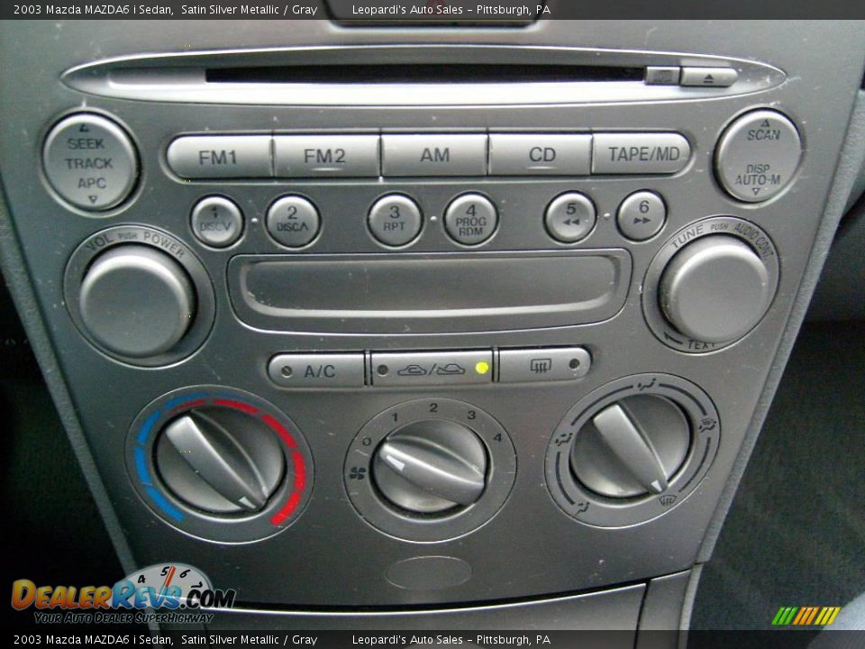 2003 Mazda MAZDA6 i Sedan Satin Silver Metallic / Gray Photo #14