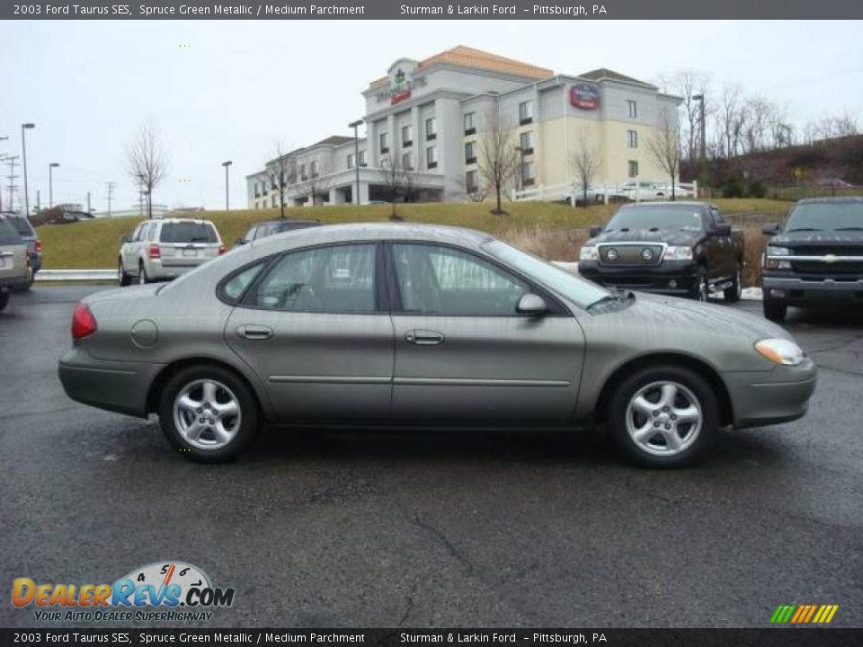 2003 Ford Taurus SES Spruce Green Metallic / Medium Parchment Photo #2