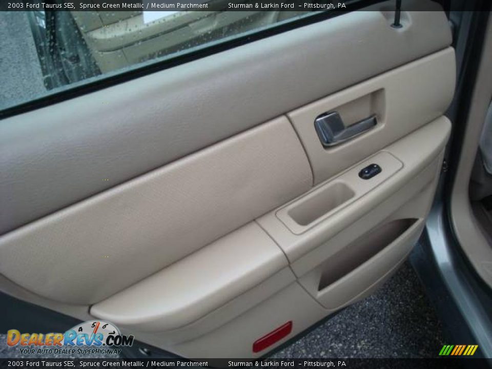 2003 Ford Taurus SES Spruce Green Metallic / Medium Parchment Photo #13