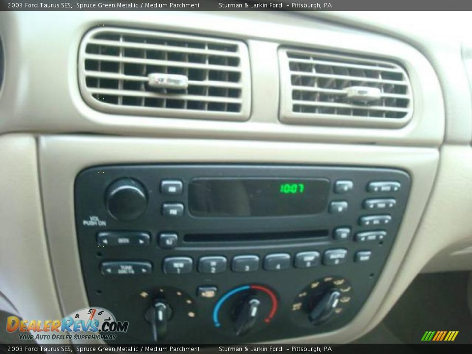 2003 Ford Taurus SES Spruce Green Metallic / Medium Parchment Photo #18