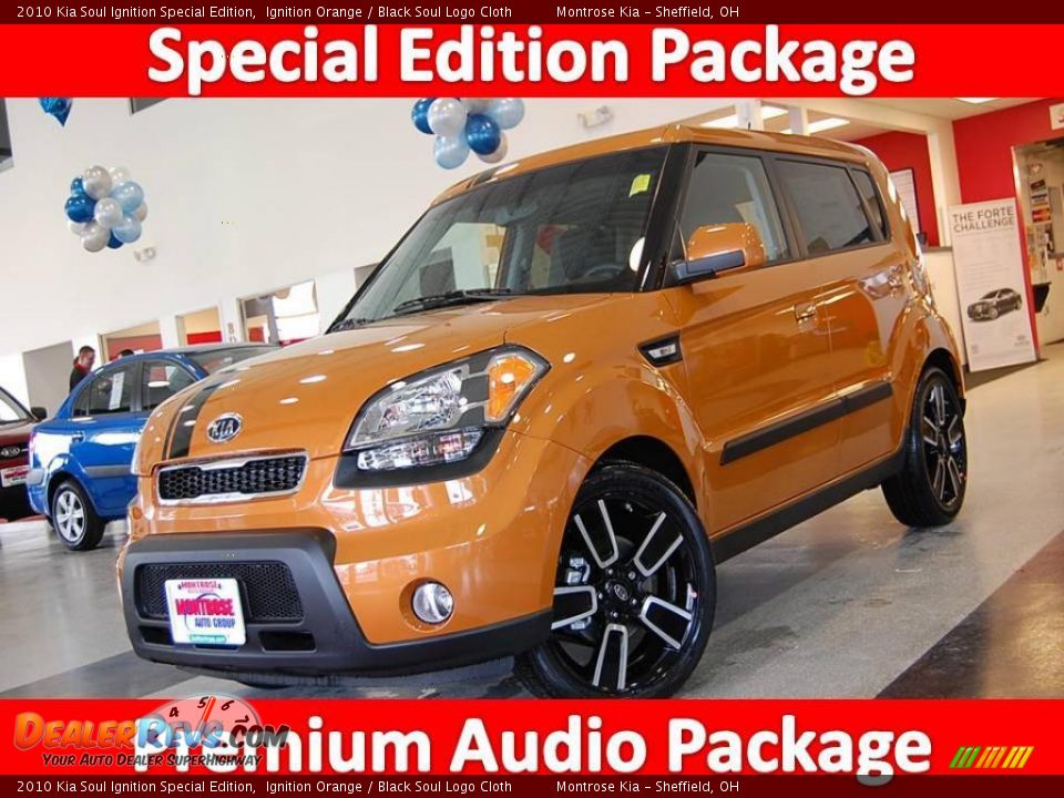 2010 Kia Soul Ignition Special Edition Ignition Orange / Black Soul Logo Cloth Photo #1