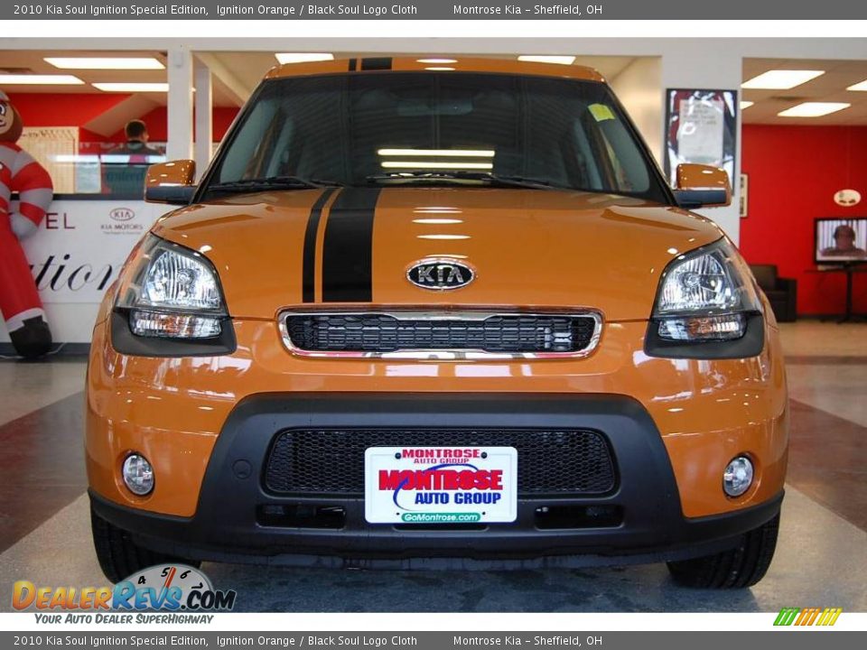 2010 Kia Soul Ignition Special Edition Ignition Orange / Black Soul Logo Cloth Photo #11