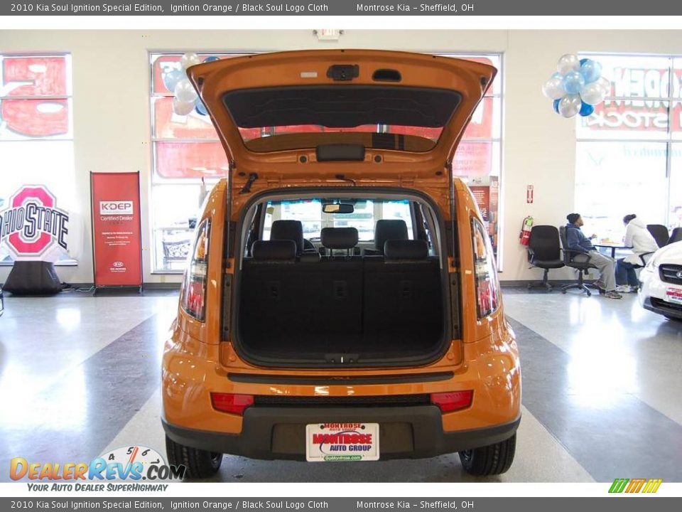2010 Kia Soul Ignition Special Edition Ignition Orange / Black Soul Logo Cloth Photo #23