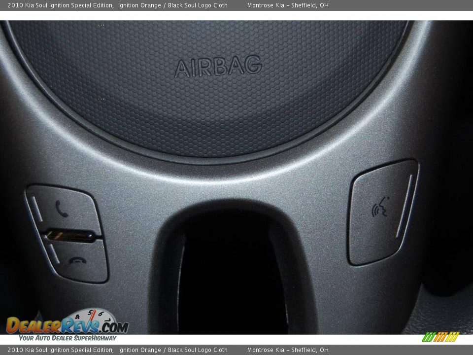 2010 Kia Soul Ignition Special Edition Ignition Orange / Black Soul Logo Cloth Photo #30