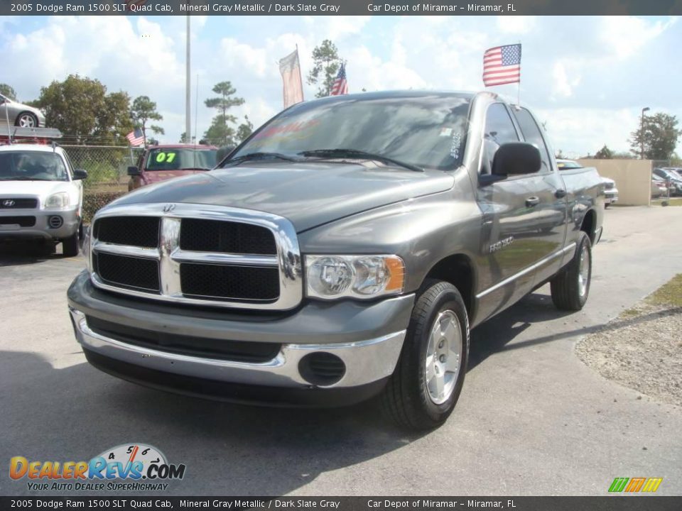 2005 Dodge Ram 1500 SLT Quad Cab Mineral Gray Metallic / Dark Slate Gray Photo #8