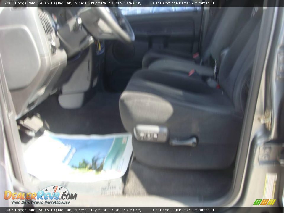 2005 Dodge Ram 1500 SLT Quad Cab Mineral Gray Metallic / Dark Slate Gray Photo #11