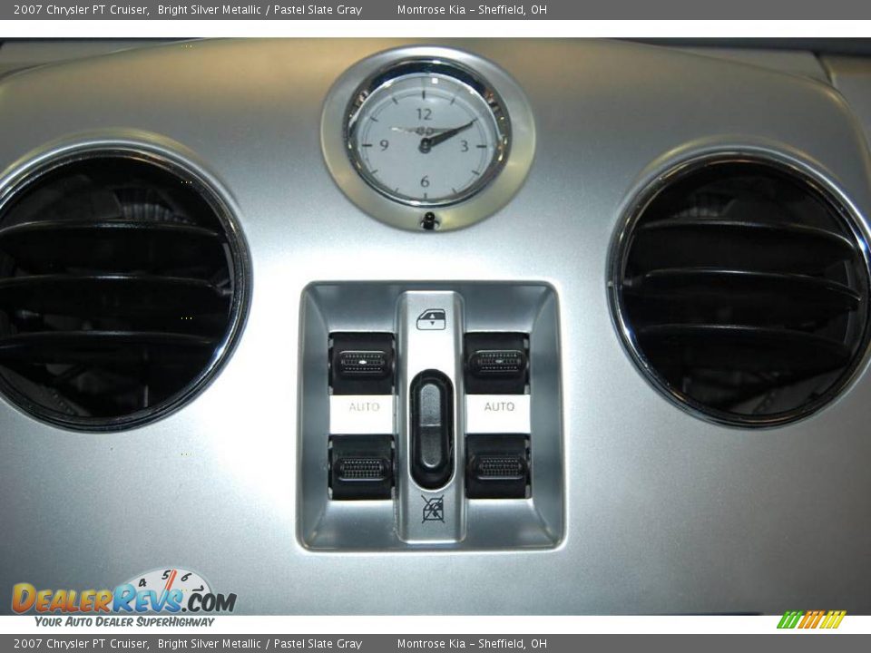 2007 Chrysler PT Cruiser Bright Silver Metallic / Pastel Slate Gray Photo #35