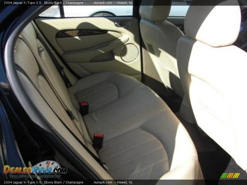 2004 Jaguar X-Type 3.0 Ebony Black / Champagne Photo #11