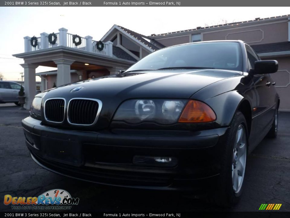 2001 BMW 3 Series 325i Sedan Jet Black / Black Photo #12