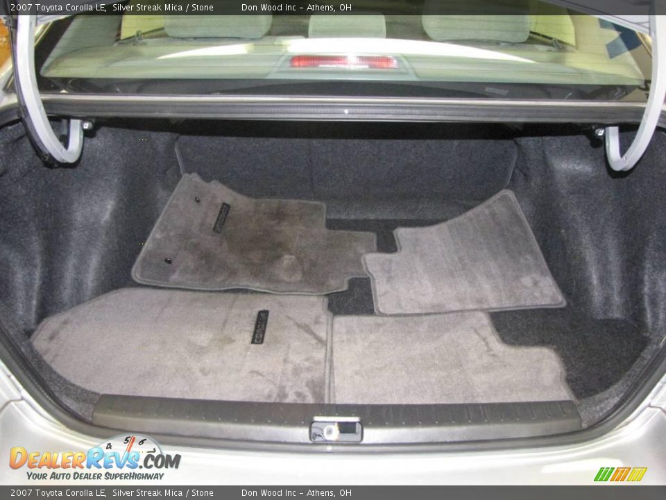 2007 Toyota Corolla LE Silver Streak Mica / Stone Photo #9