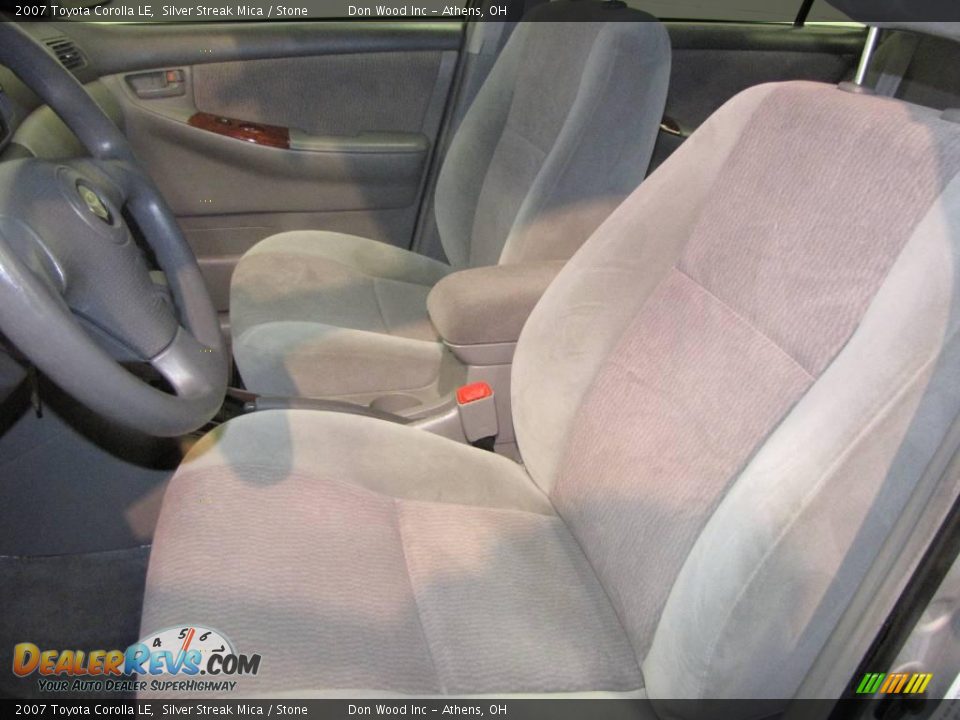 2007 Toyota Corolla LE Silver Streak Mica / Stone Photo #10