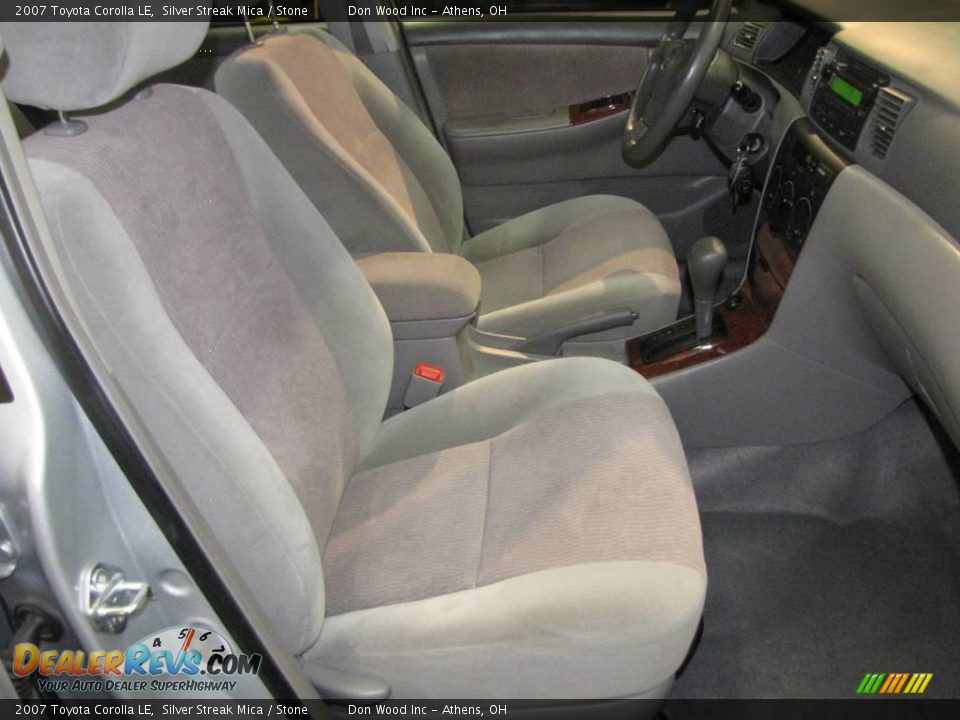 2007 Toyota Corolla LE Silver Streak Mica / Stone Photo #11