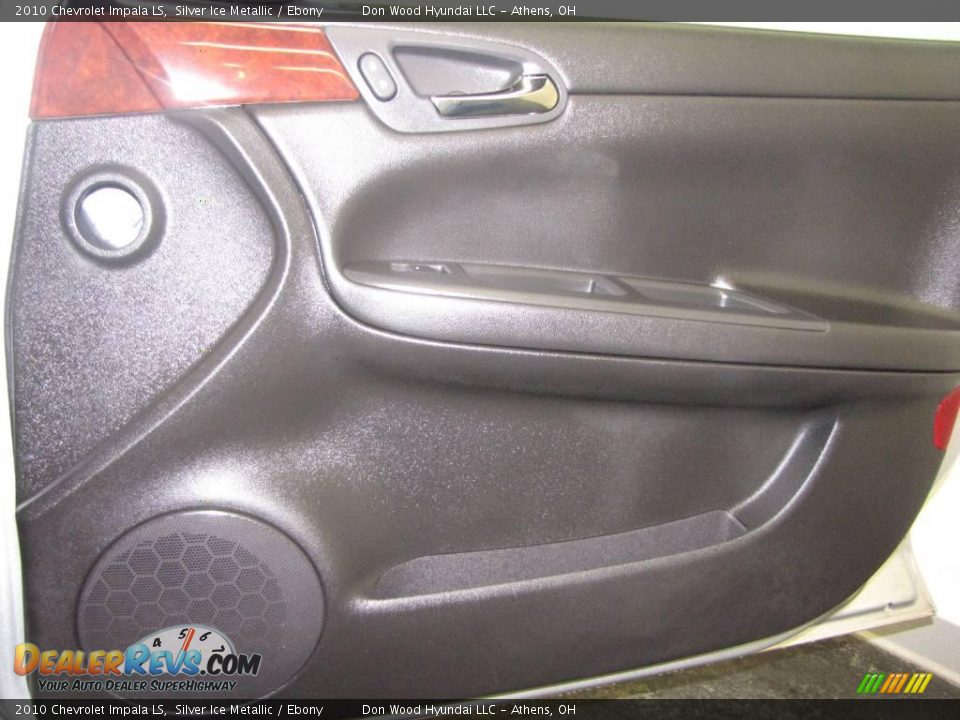 2010 Chevrolet Impala LS Silver Ice Metallic / Ebony Photo #15