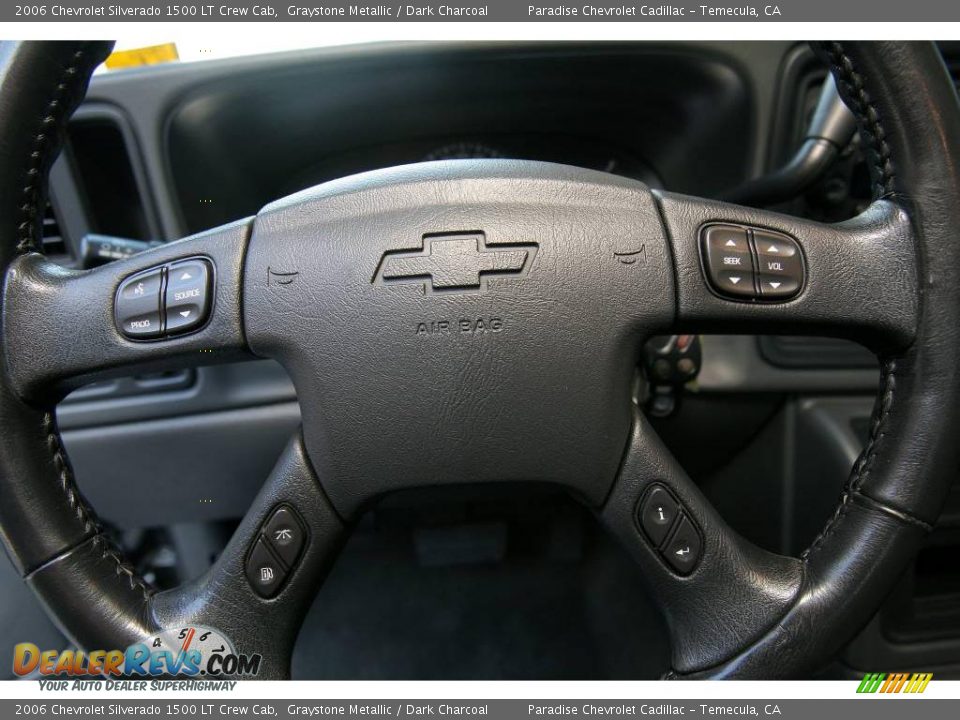 2006 Chevrolet Silverado 1500 LT Crew Cab Graystone Metallic / Dark Charcoal Photo #18