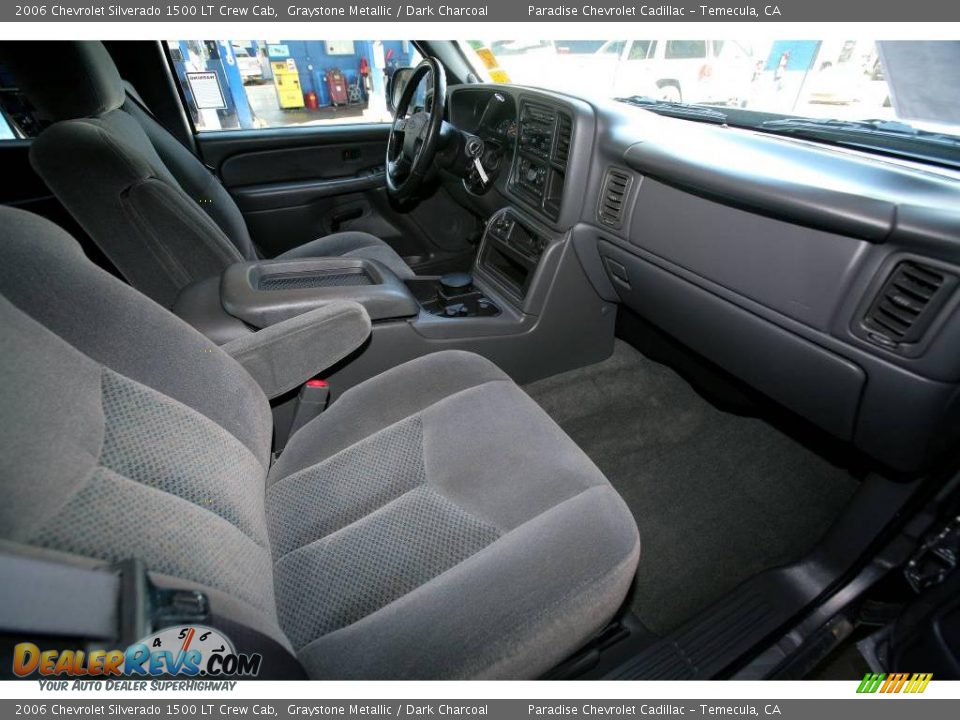 2006 Chevrolet Silverado 1500 LT Crew Cab Graystone Metallic / Dark Charcoal Photo #28