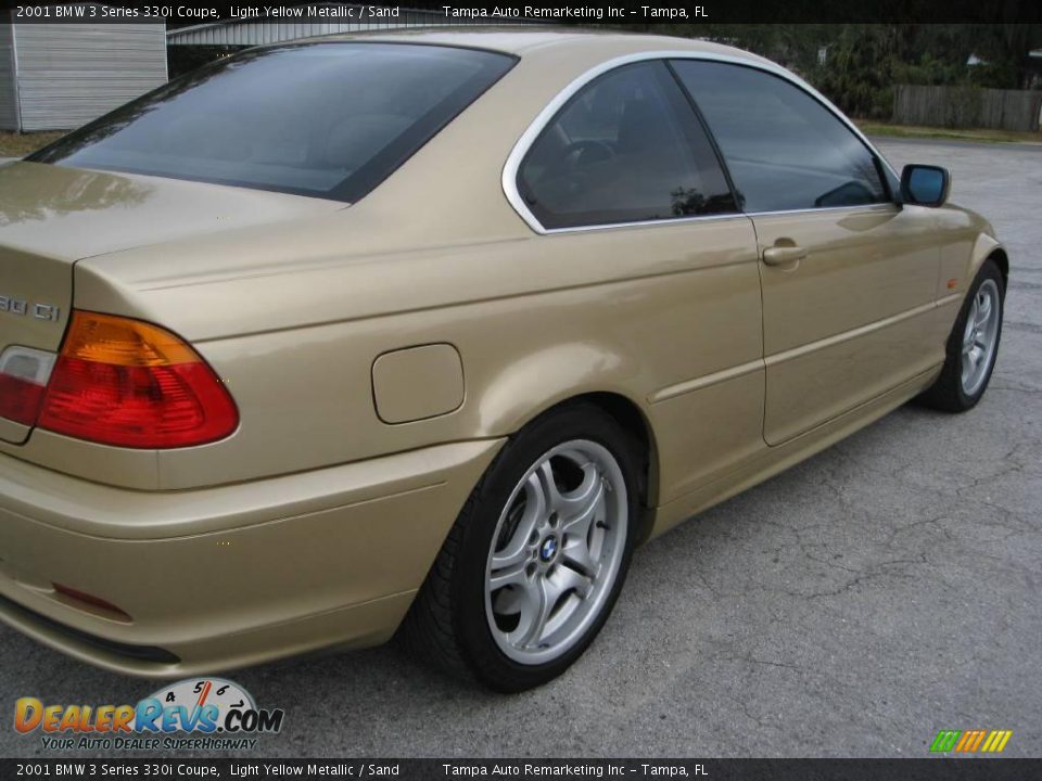 2001 BMW 3 Series 330i Coupe Light Yellow Metallic / Sand Photo #10