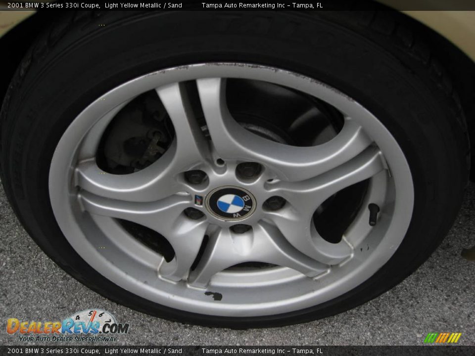 2001 BMW 3 Series 330i Coupe Light Yellow Metallic / Sand Photo #17