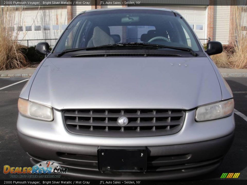 2000 Plymouth Voyager Bright Silver Metallic / Mist Gray Photo #2
