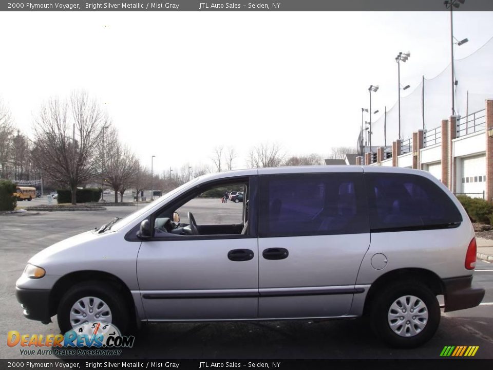 2000 Plymouth Voyager Bright Silver Metallic / Mist Gray Photo #3