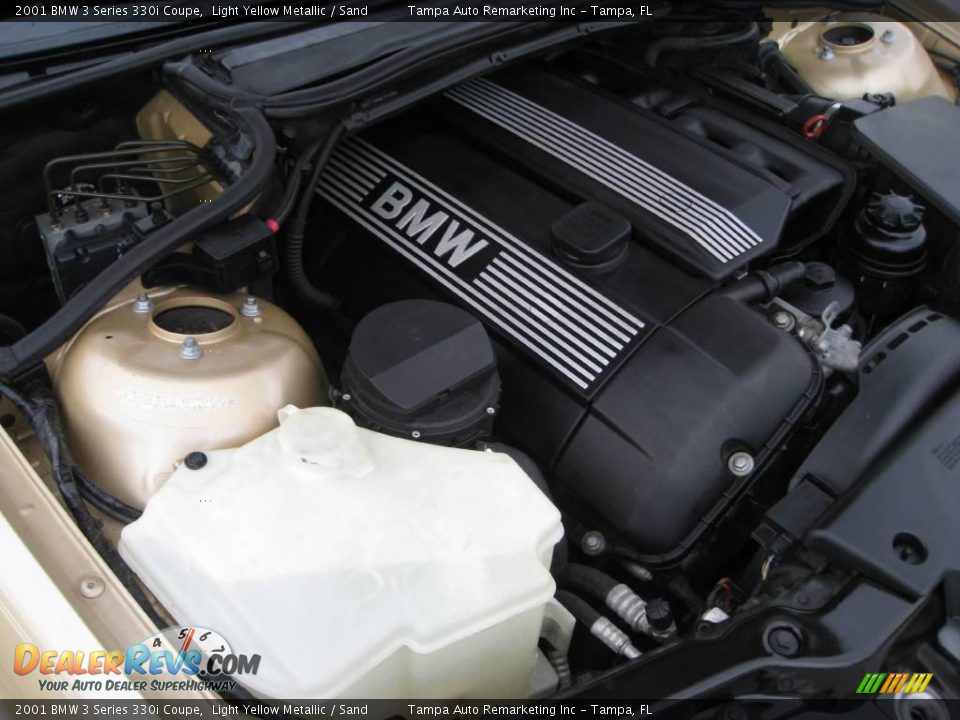 2001 BMW 3 Series 330i Coupe Light Yellow Metallic / Sand Photo #32