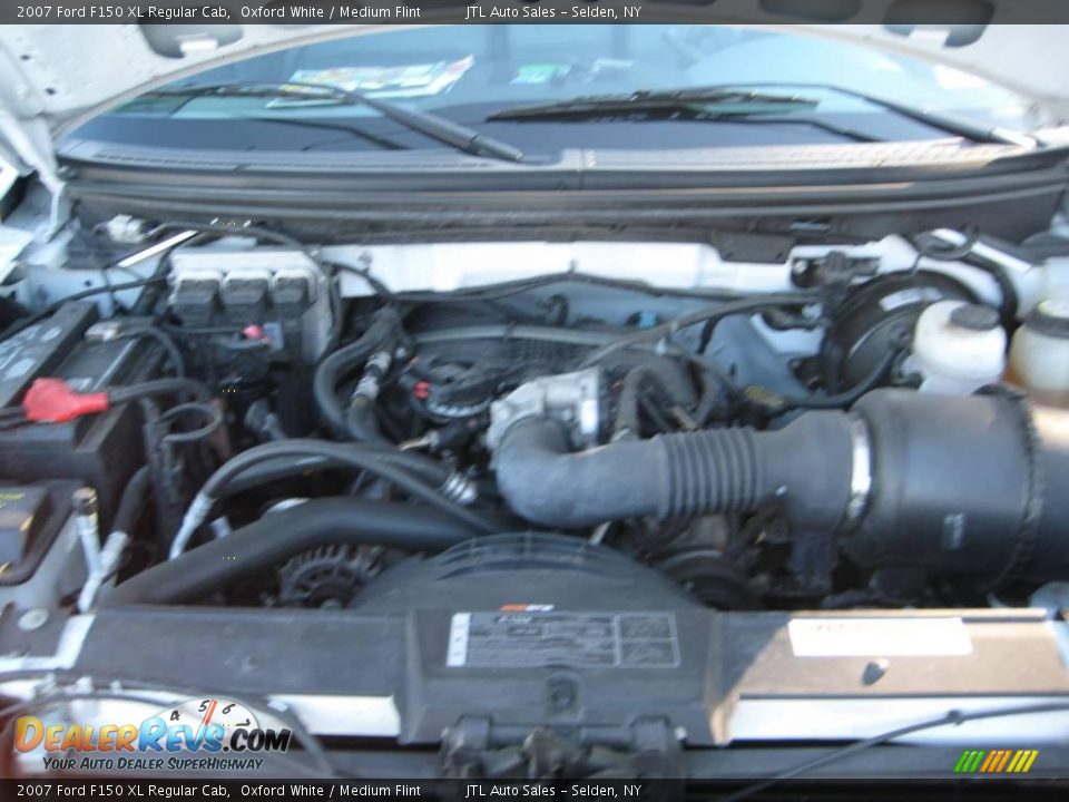 2007 Ford F150 XL Regular Cab Oxford White / Medium Flint Photo #10