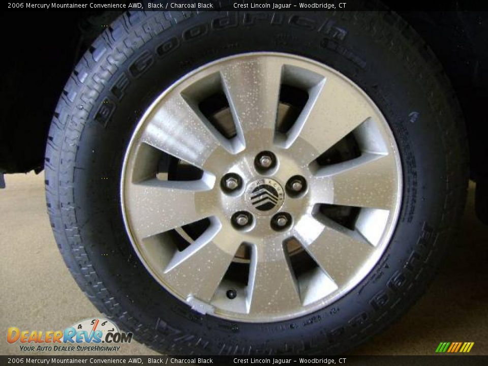 2006 Mercury Mountaineer Convenience AWD Black / Charcoal Black Photo #4