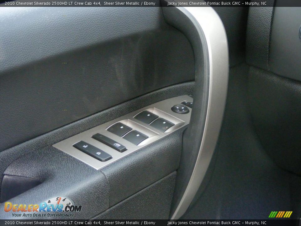 2010 Chevrolet Silverado 2500HD LT Crew Cab 4x4 Sheer Silver Metallic / Ebony Photo #11