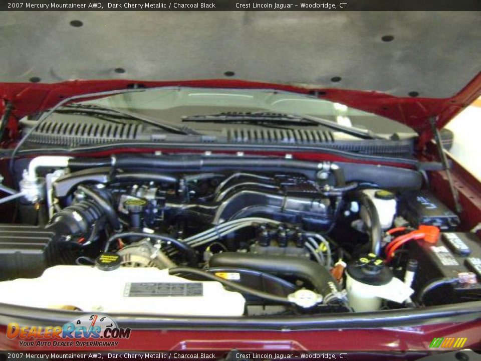2007 Mercury Mountaineer AWD Dark Cherry Metallic / Charcoal Black Photo #10