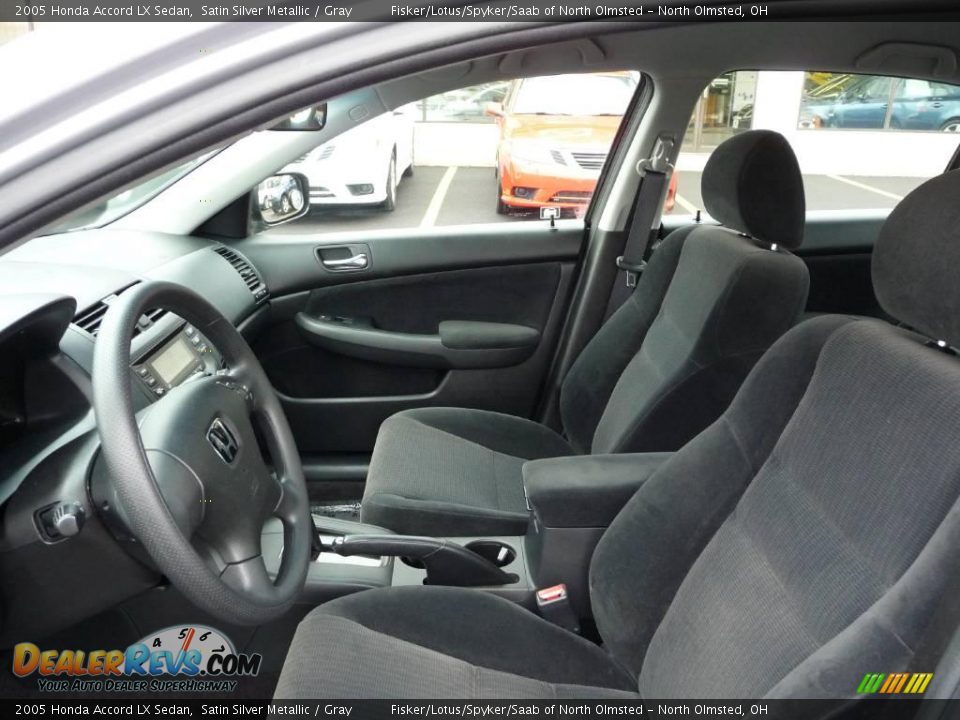 2005 Honda Accord LX Sedan Satin Silver Metallic / Gray Photo #10