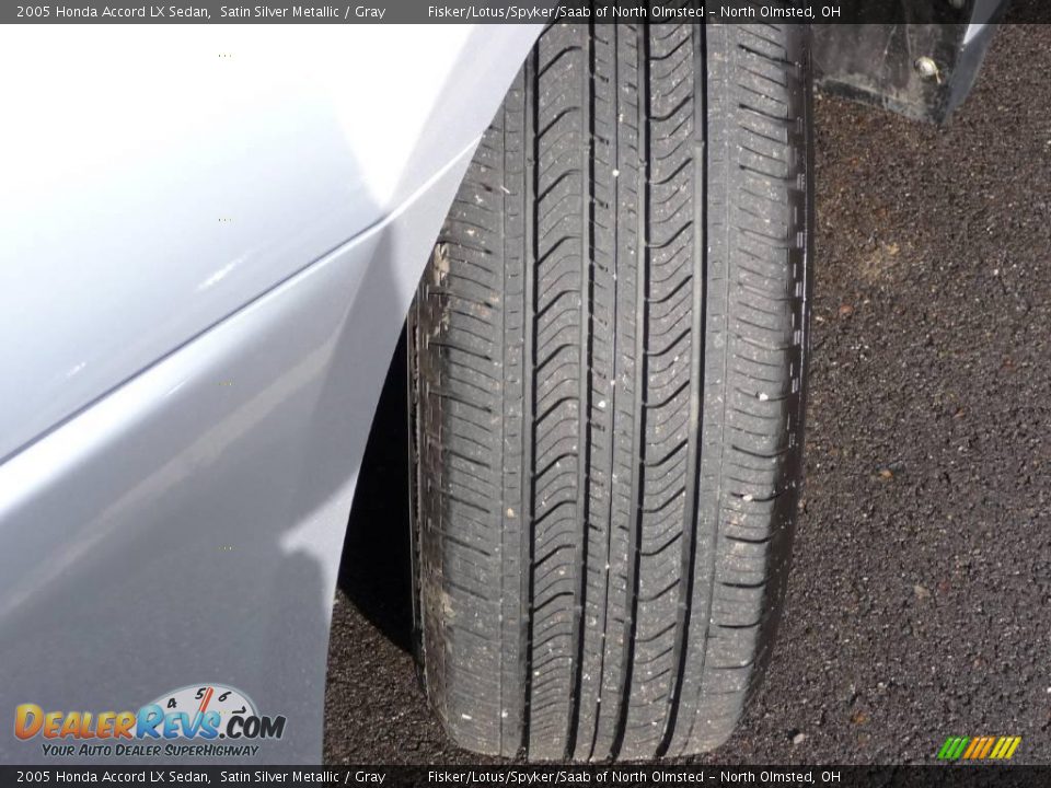 2005 Honda Accord LX Sedan Satin Silver Metallic / Gray Photo #27