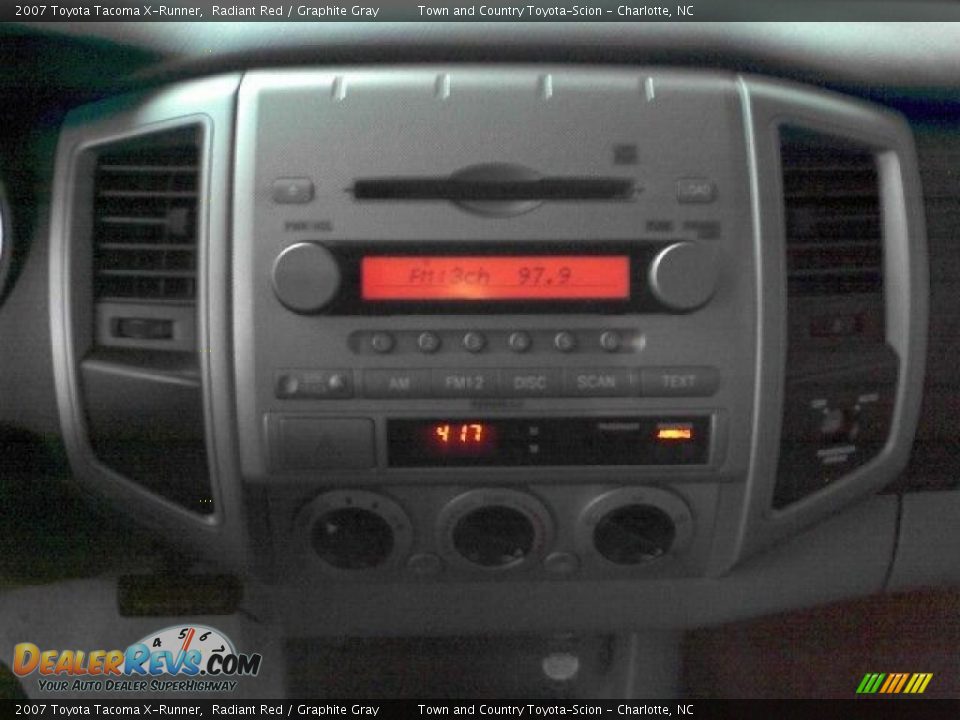 2007 Toyota Tacoma X-Runner Radiant Red / Graphite Gray Photo #8