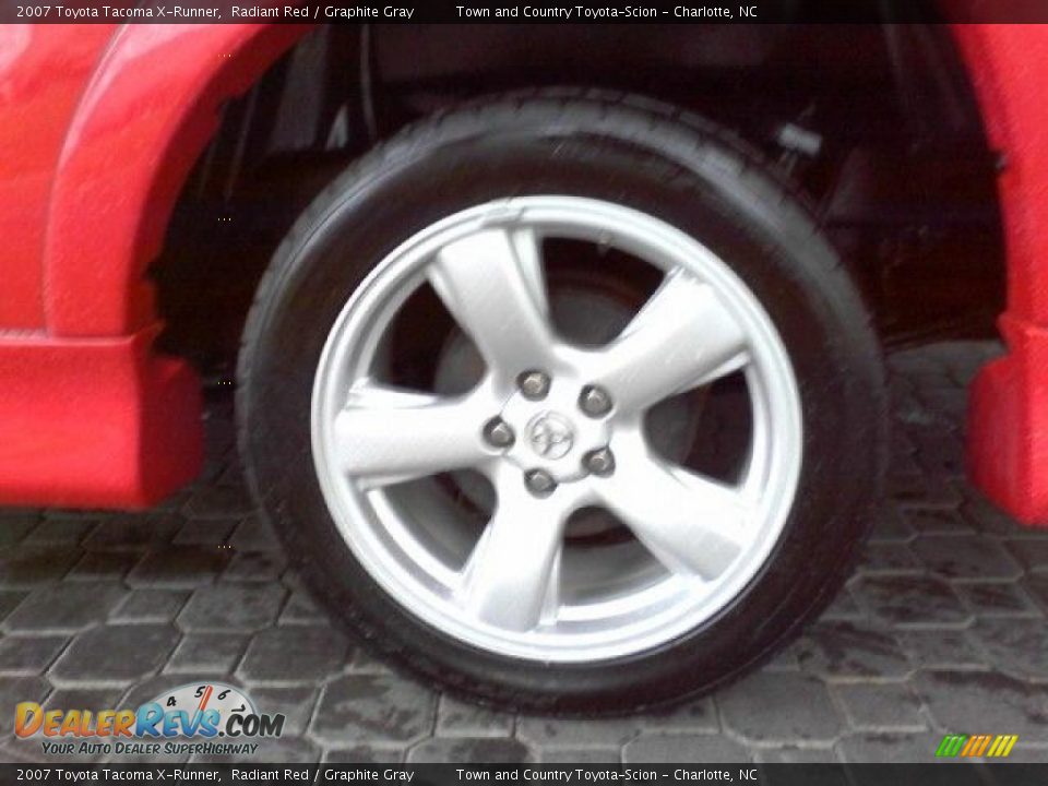 2007 Toyota Tacoma X-Runner Radiant Red / Graphite Gray Photo #23