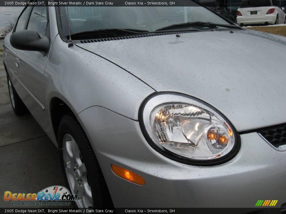 2005 Dodge Neon SXT Bright Silver Metallic / Dark Slate Gray Photo #9