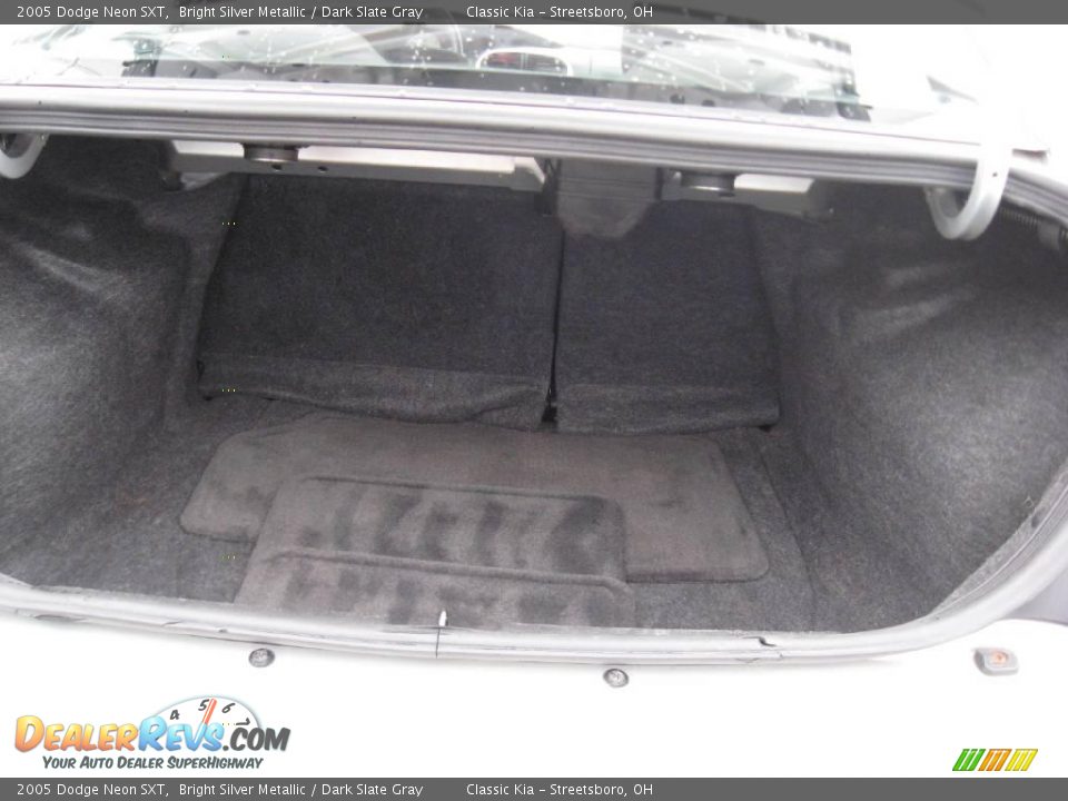 2005 Dodge Neon SXT Bright Silver Metallic / Dark Slate Gray Photo #16