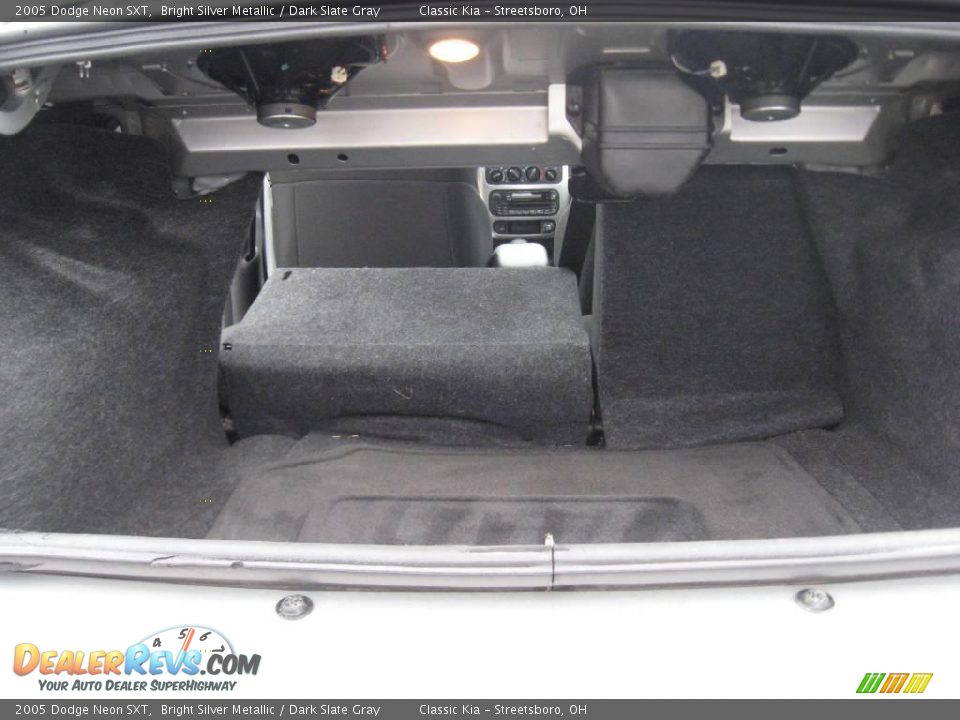 2005 Dodge Neon SXT Bright Silver Metallic / Dark Slate Gray Photo #17