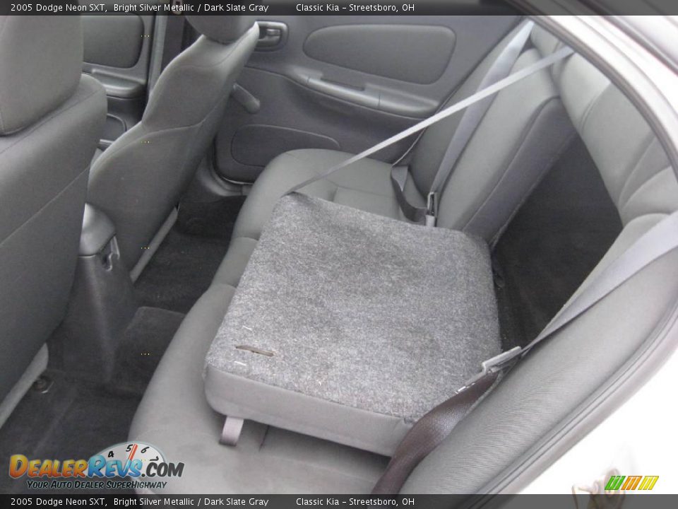 2005 Dodge Neon SXT Bright Silver Metallic / Dark Slate Gray Photo #18