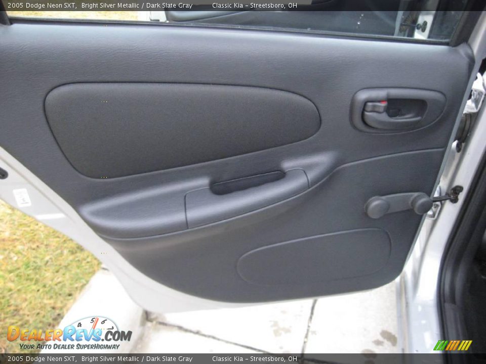 2005 Dodge Neon SXT Bright Silver Metallic / Dark Slate Gray Photo #21