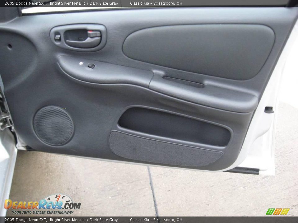 2005 Dodge Neon SXT Bright Silver Metallic / Dark Slate Gray Photo #25