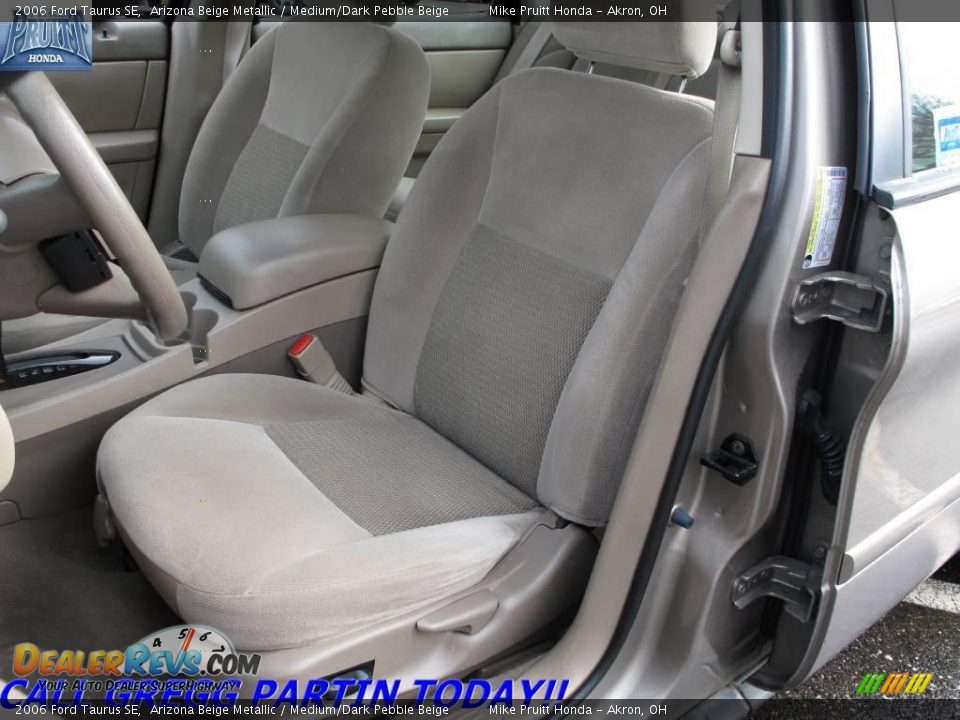 2006 Ford Taurus SE Arizona Beige Metallic / Medium/Dark Pebble Beige Photo #9