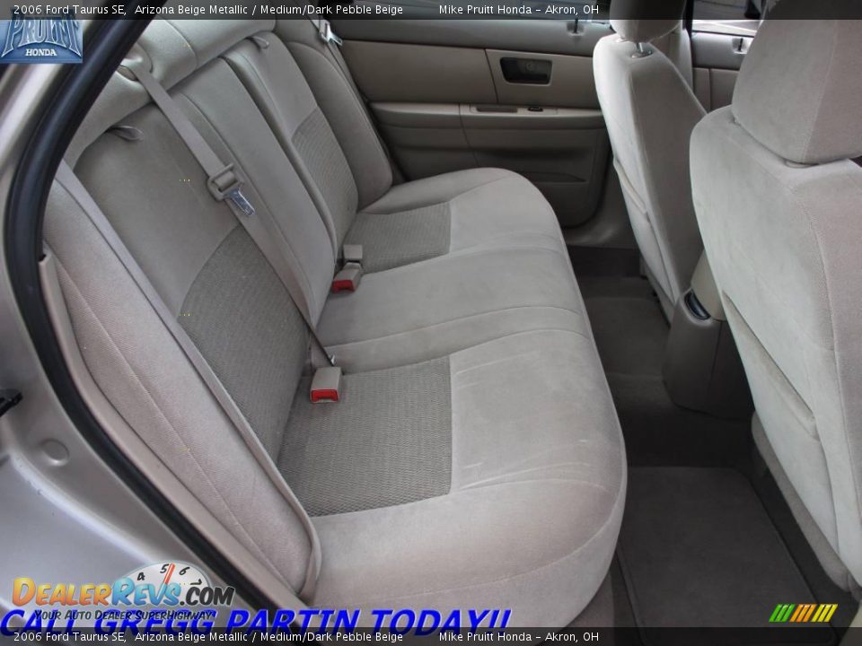 2006 Ford Taurus SE Arizona Beige Metallic / Medium/Dark Pebble Beige Photo #11