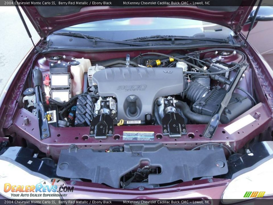 2004 Chevrolet Monte Carlo SS Berry Red Metallic / Ebony Black Photo #18