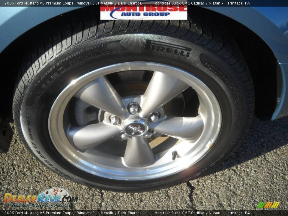 2006 Ford Mustang V6 Premium Coupe Windveil Blue Metallic / Dark Charcoal Photo #22