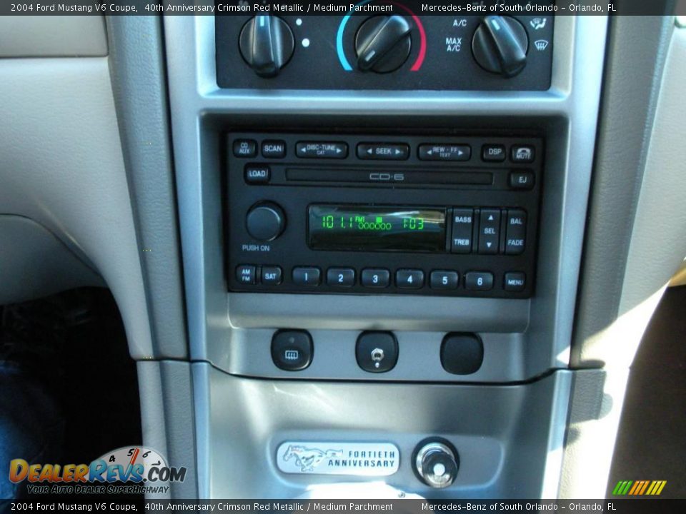 2004 Ford Mustang V6 Coupe Logo Photo #22