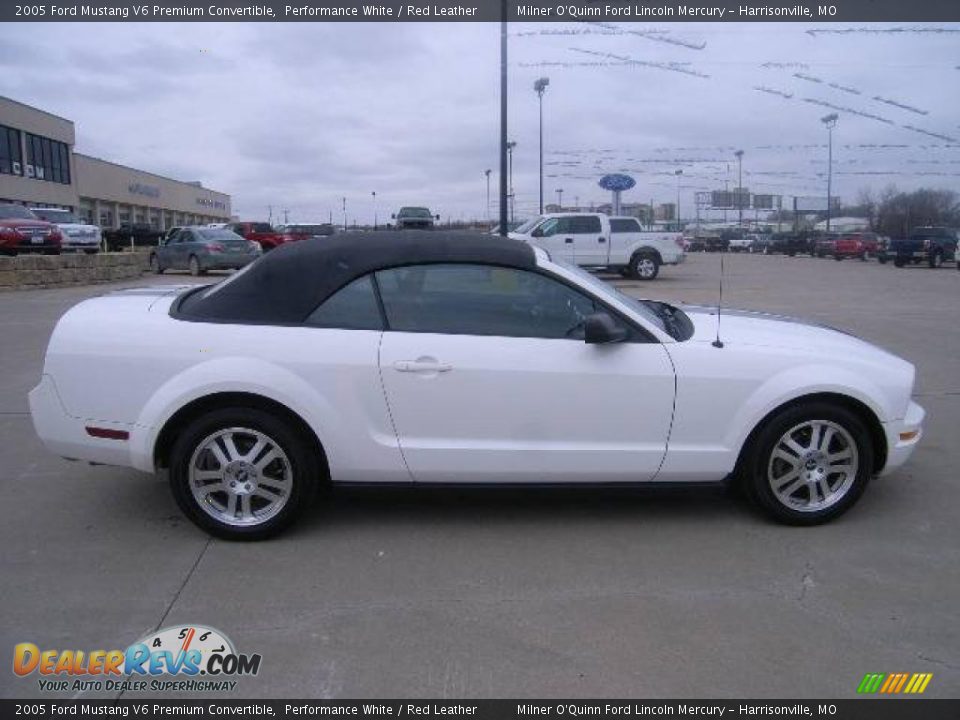 2005 Ford Mustang V6 Premium Convertible Performance White / Red Leather Photo #2