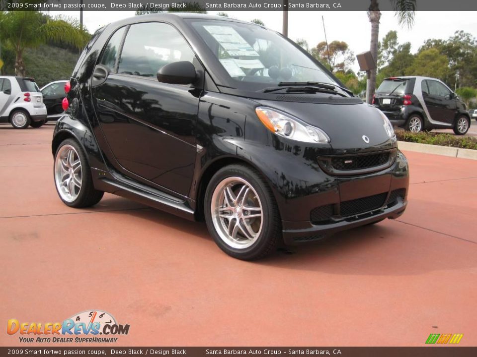 Front 3/4 View of 2009 Smart fortwo passion coupe Photo #3
