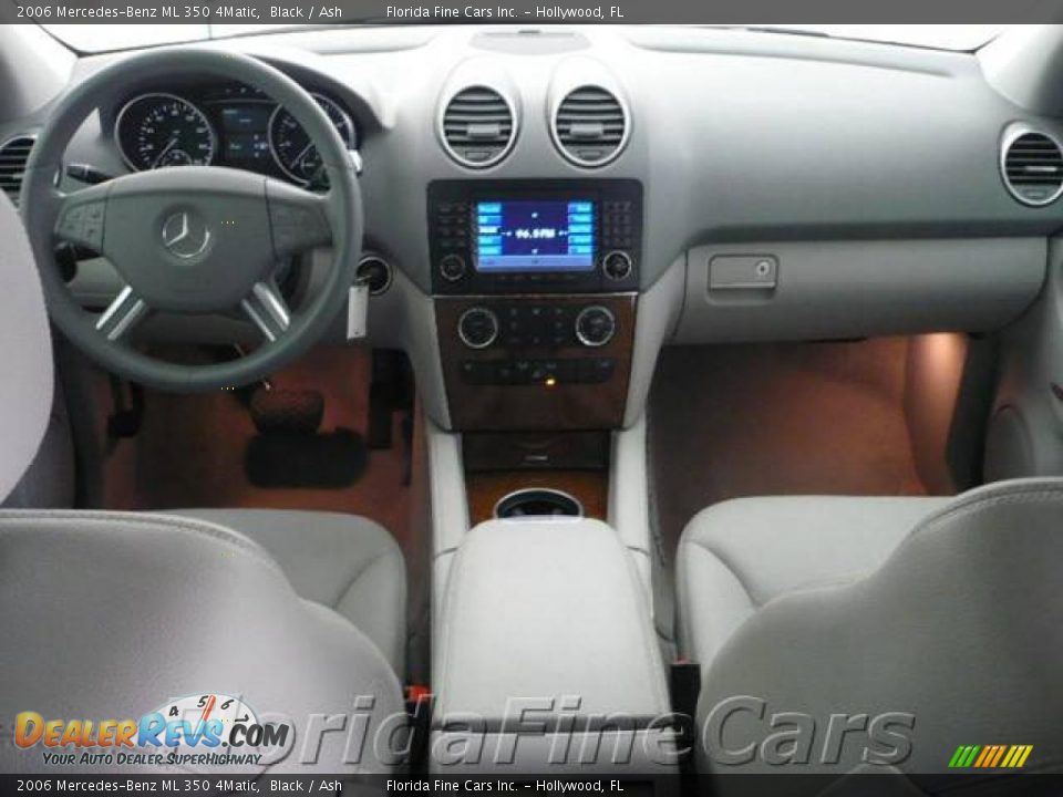 2006 Mercedes-Benz ML 350 4Matic Black / Ash Photo #15